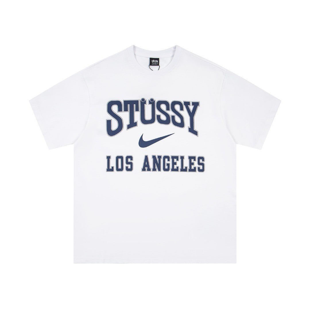 Camiseta Stussy x Nike ✨