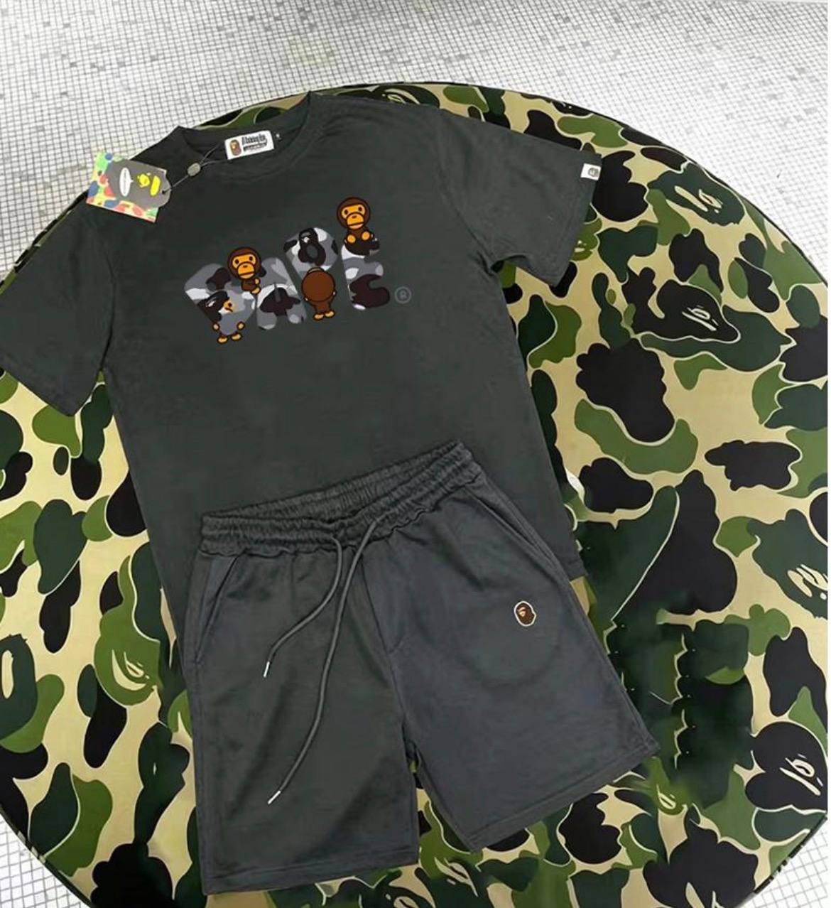 BAPE (conjunto) —-> 19€ ✨