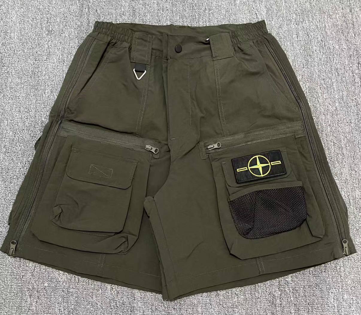PANTALON CORTO STONE ISLAND —-> 27€ ✨
