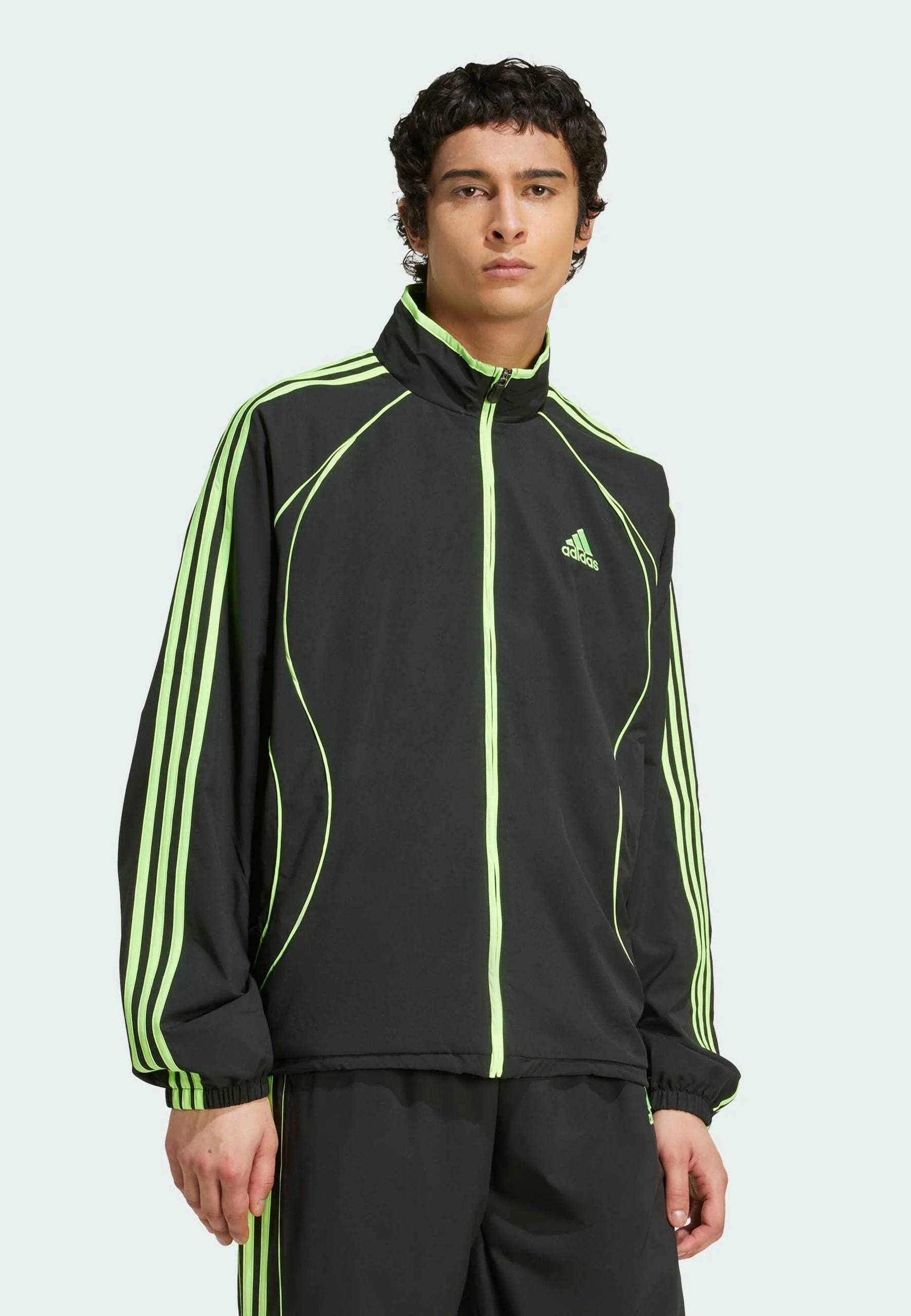Chaqueta Adidas Teamgeist ✨