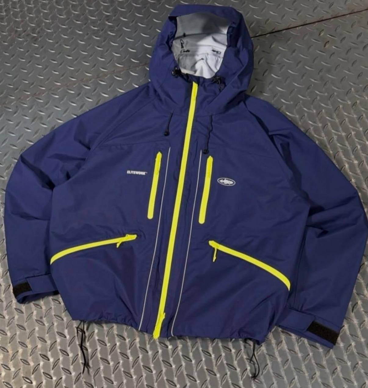 Chaqueta/Cortavientos Corteiz ✨