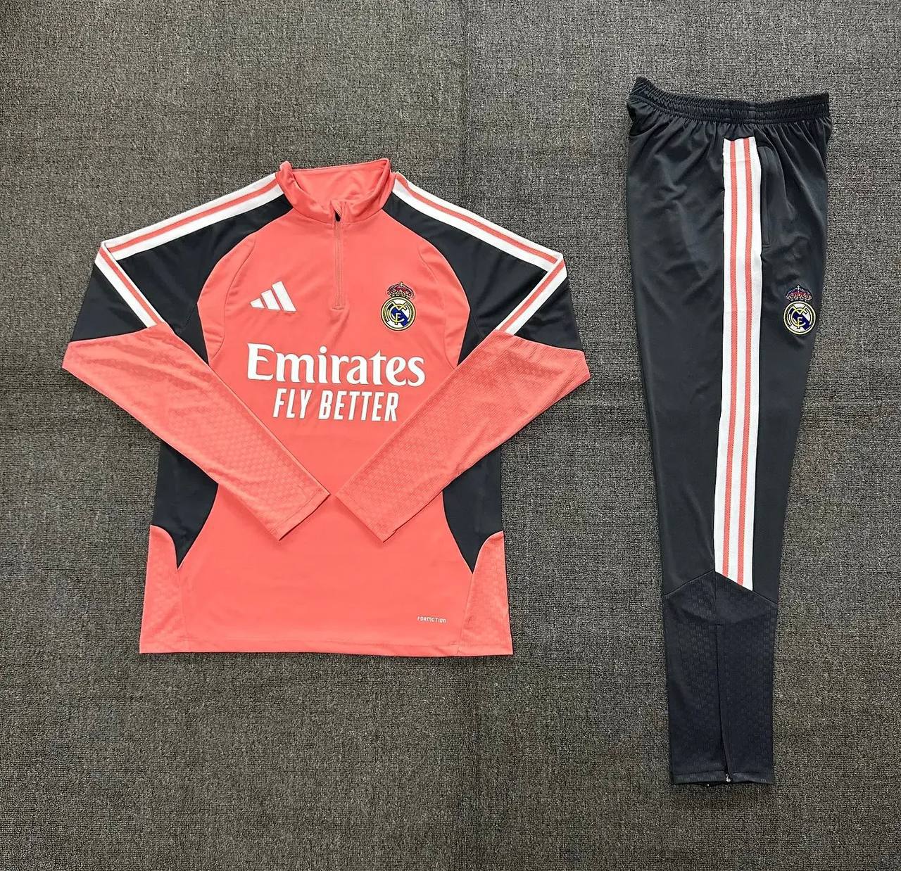 ADIDAS R Madrid (conjunto) —-> 37€ ✨