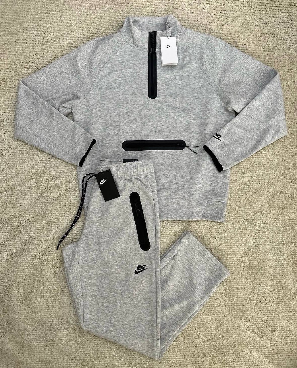 Chándal Nike Tech Fleece ✨