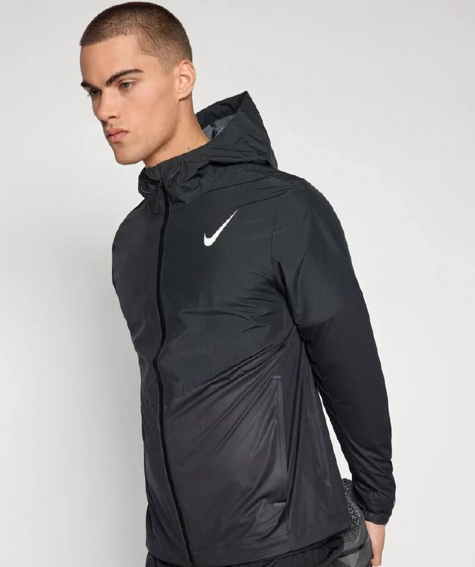 Chaqueta Nike Aeroswift 🆕 ✨