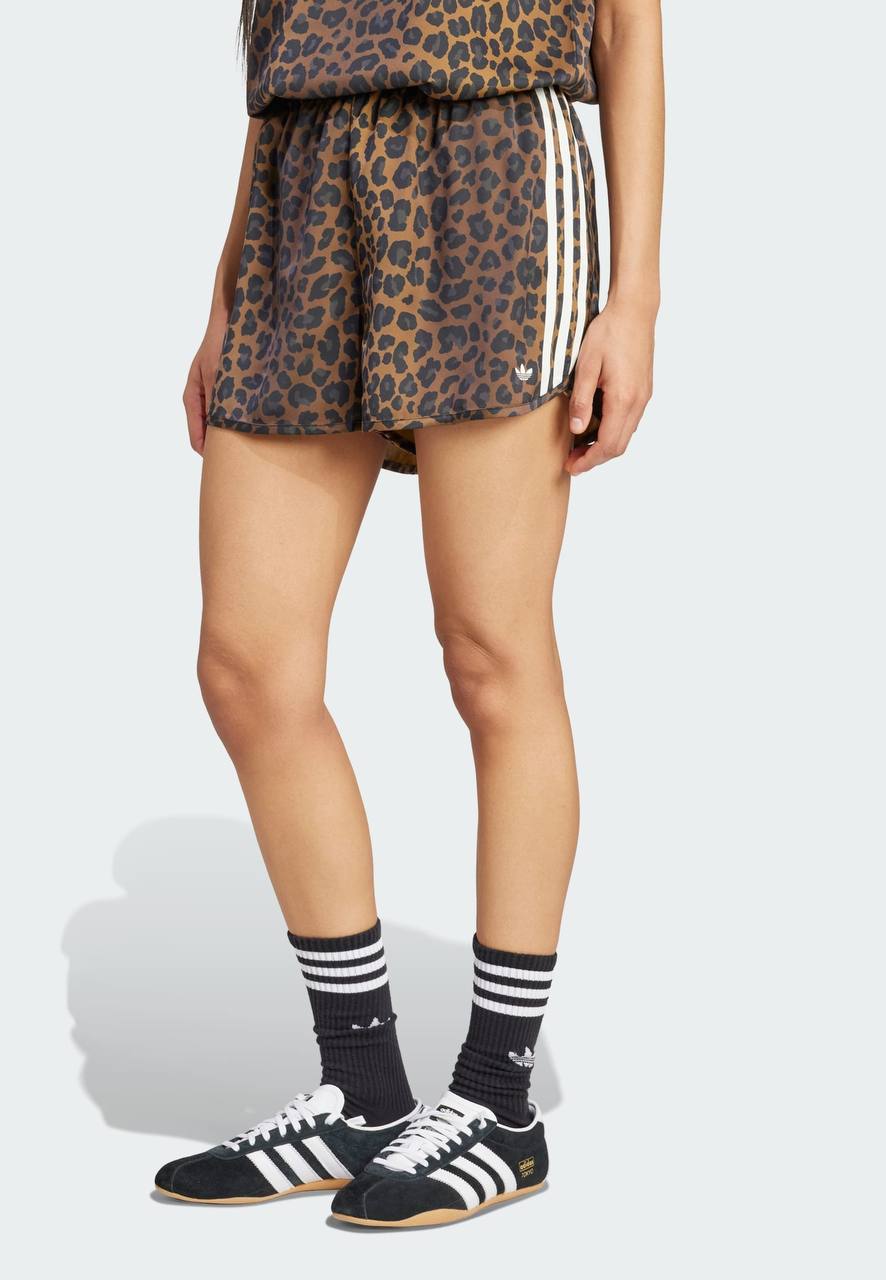 Pantalón Adidas corto🐆🐆 ✨