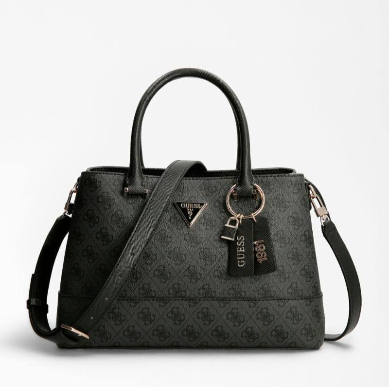 Bolso GUESS ✨💫. 32€ ✨