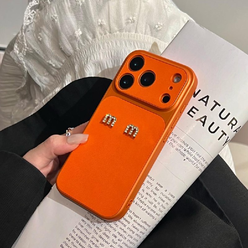 💥 Capa iPhone Miu Miu ✨