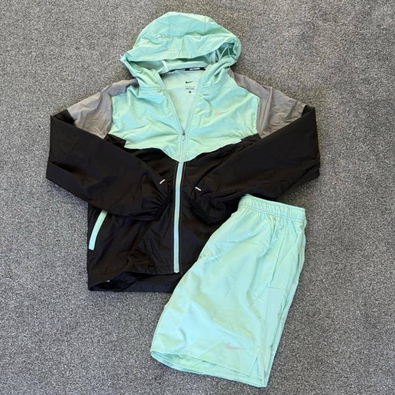 Conjunto Corto Nike Miller ✨