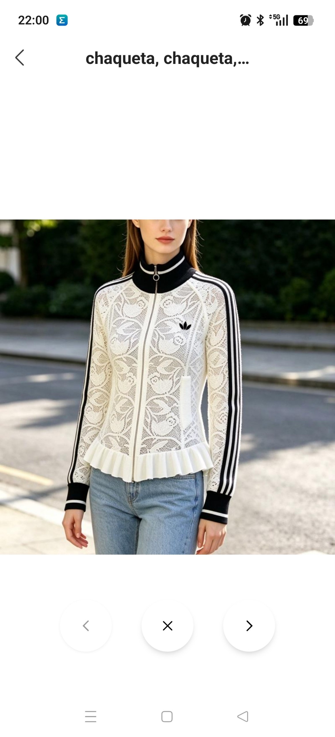 Chaqueta Adidas ✨💫. 31€ ✨