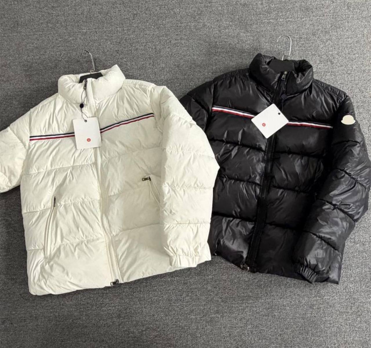Abrigo Moncler (llega con logo completo) ✨