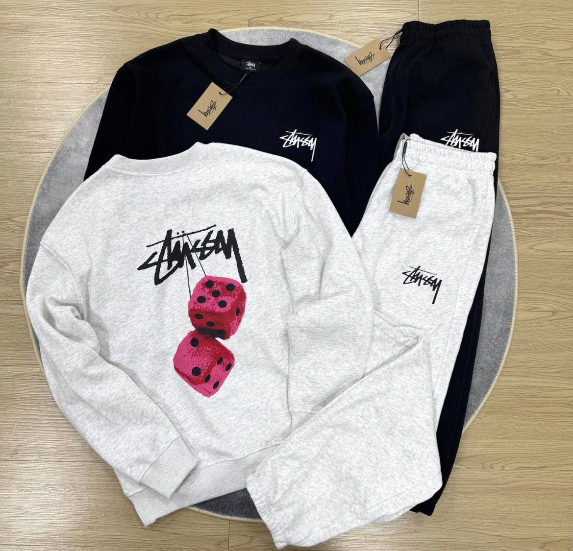 STUSSY (conjunto) —-> 35€ ✨