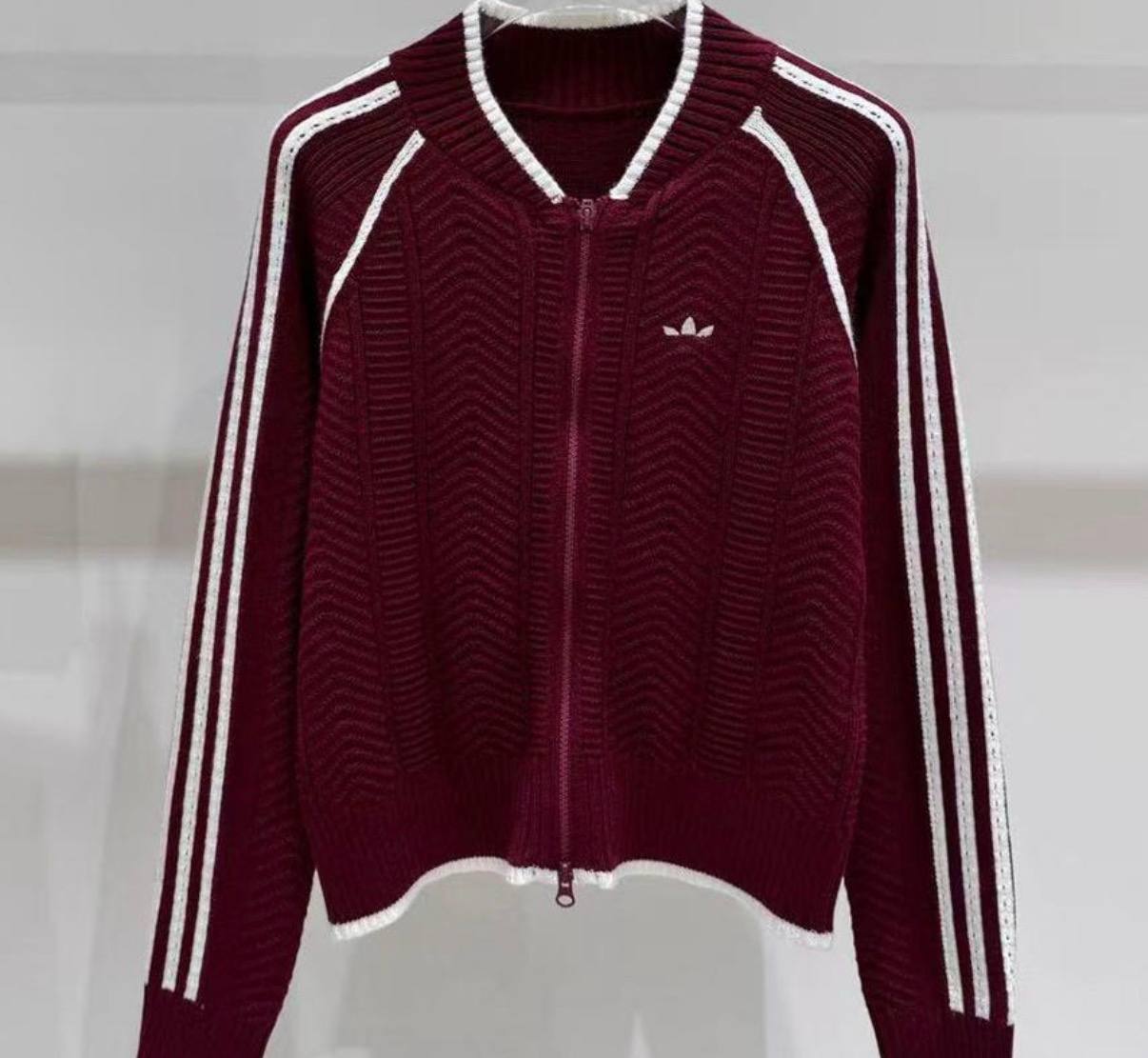 CHAQUETA ADIDAS LANA ✨