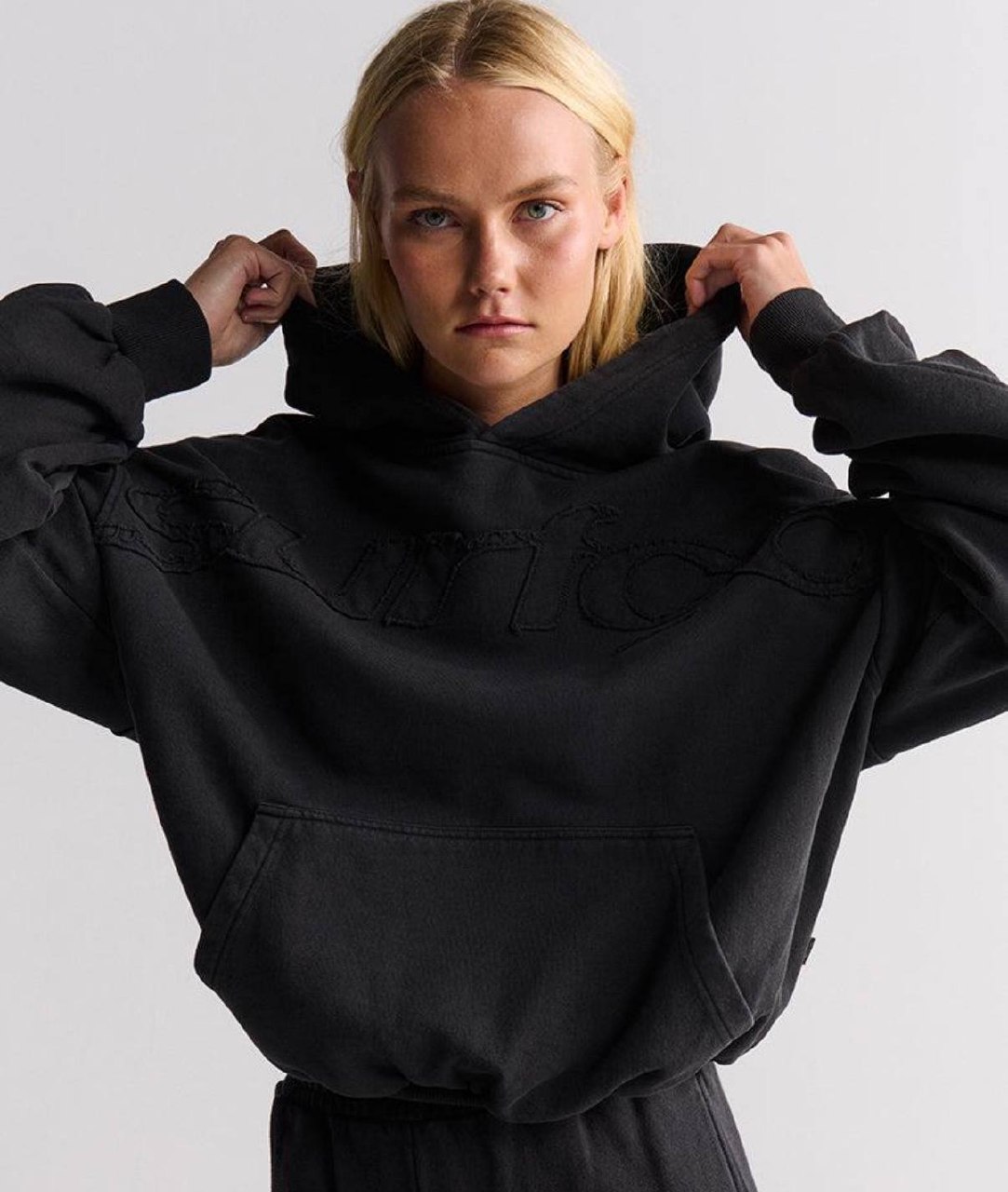 SUDADERA SCUFFERS (corred que vuelan ‼) ✨