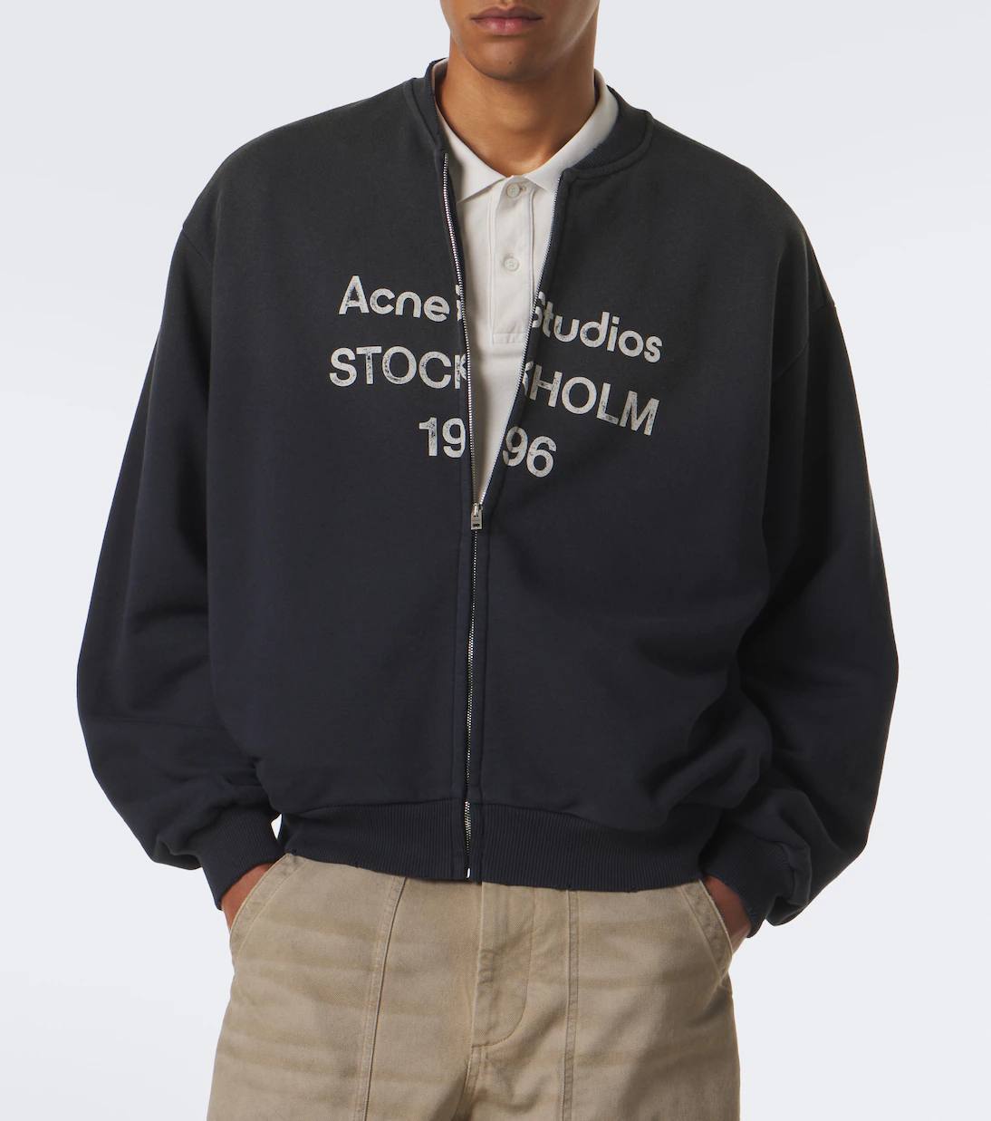 Chaqueta 4CNE STDS ✨
