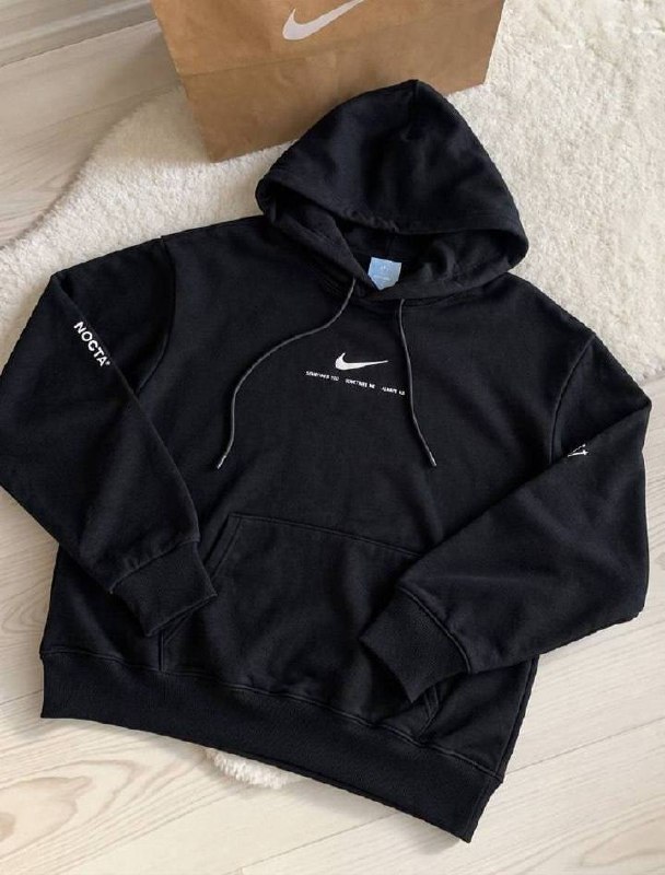 NIKE Sudadera x nocta ---> 57€ ✨