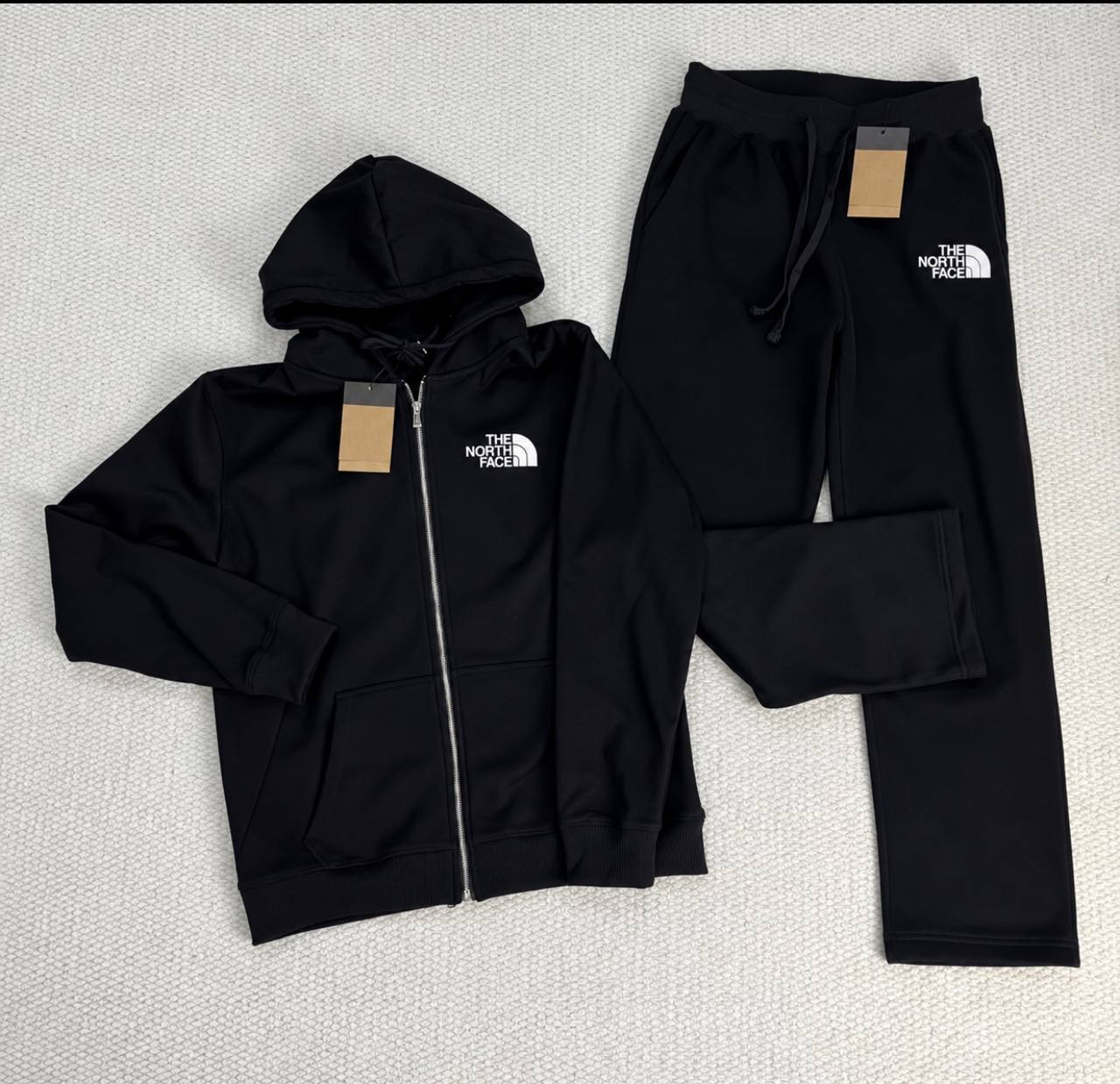 Conjunto chandal The North Face ✨