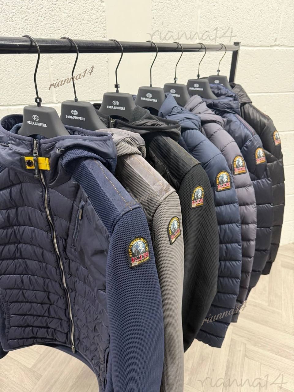 Parajumper Abrigos https://c.onlyaff.app/d5wT7q