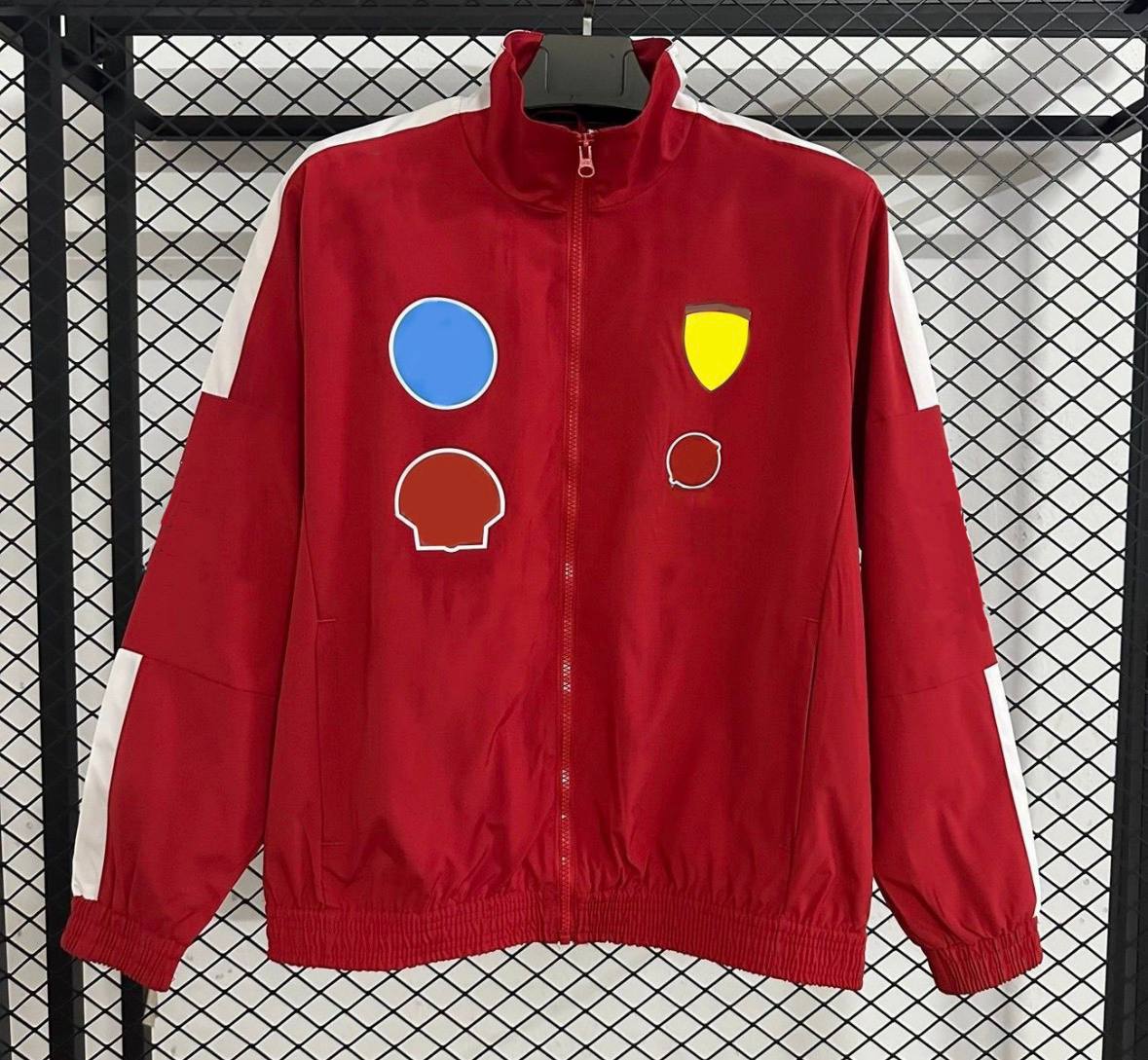 Chaqueta Ferrari ✨