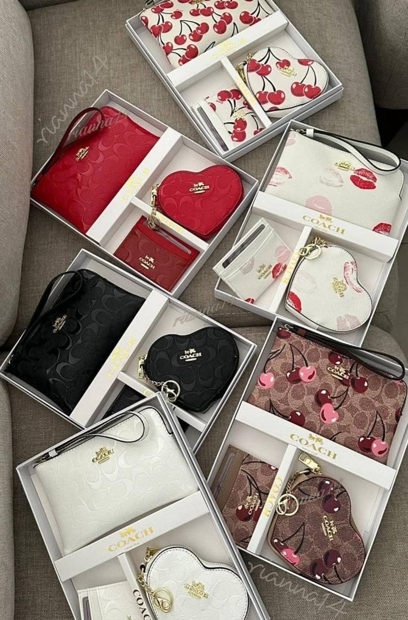 Coach - gift box Conjunto https://c.onlyaff.app/d1zzO0