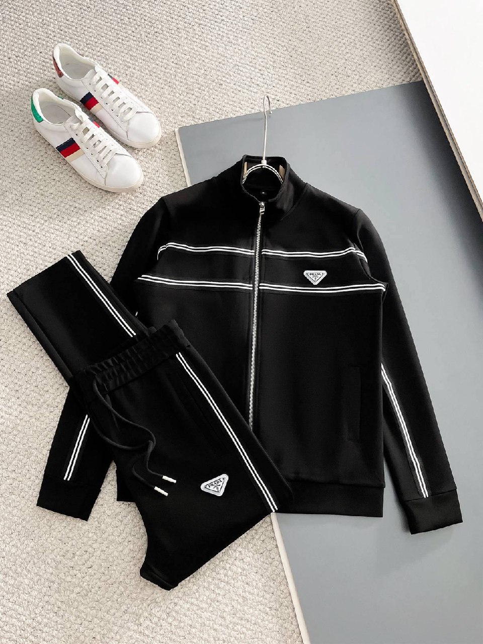 Chándal Prada ✨