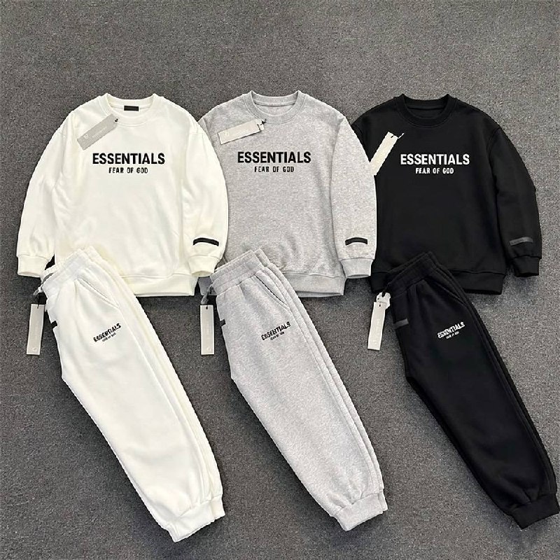 Conjunto Chandal Essentials x Fear of God 🆕 ✨