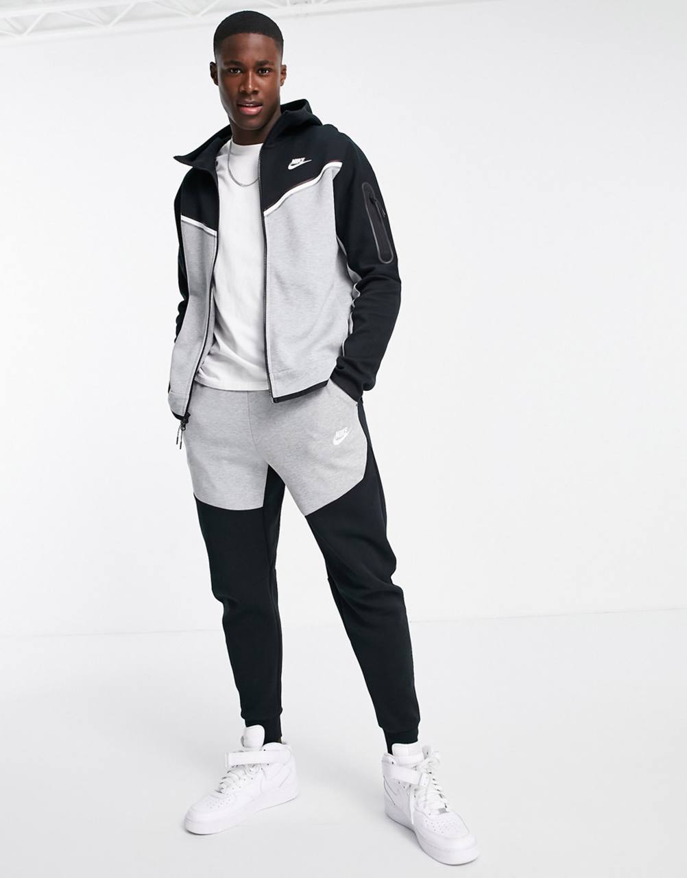 NIKE "Tech Fleece" (chándal completo) —-> 83€ ✨