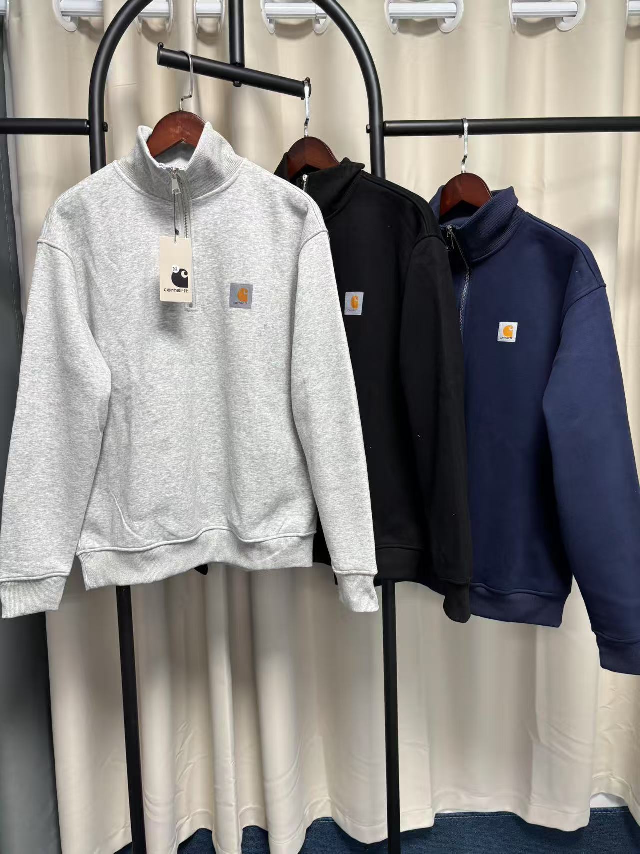 Cómoda Sudadera Carhartt ✨