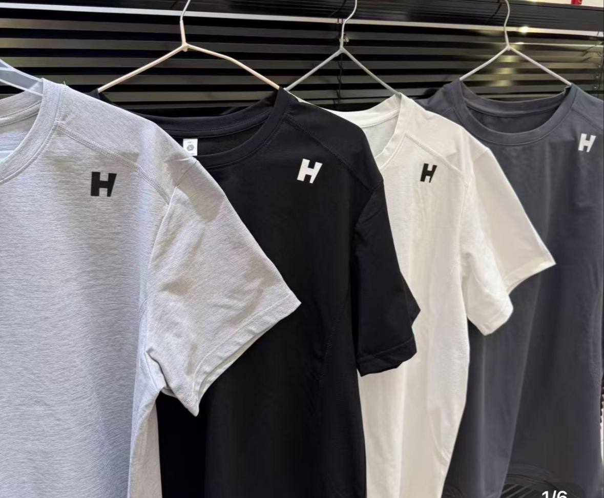 Camiseta Helly Hansen ✨